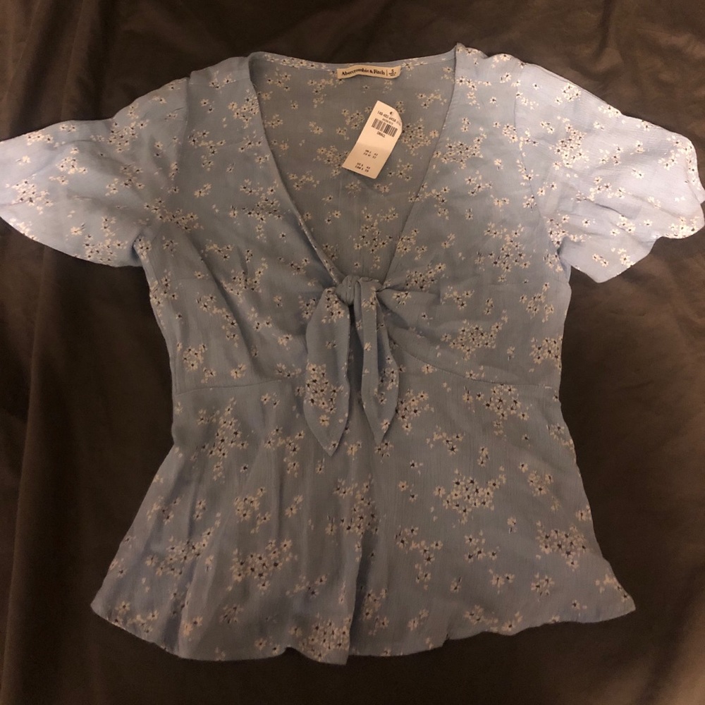Abercrombie small top